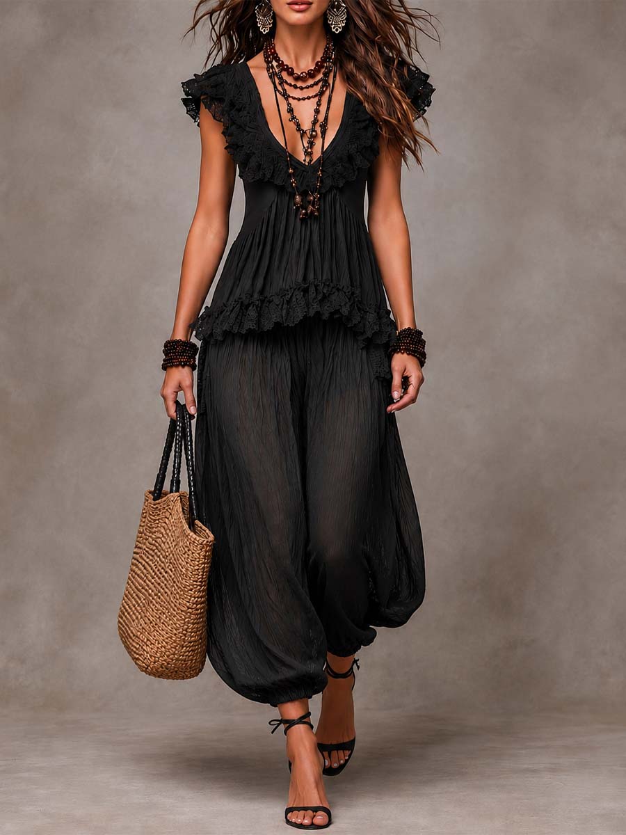 Top in pizzo scollo a V bohémien nero e pantaloni Harem coordinati