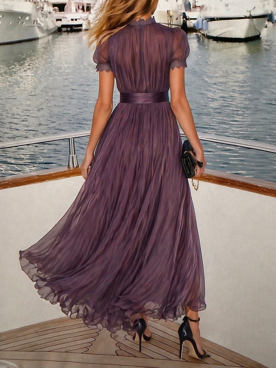 Diana | Abito Maxi in Chiffon Viola con Collo a Chiave e Pizzo