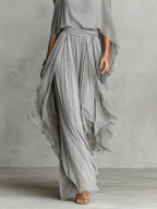 Federica | Set di camicetta e pantaloni in chiffon grigio off-shoulder