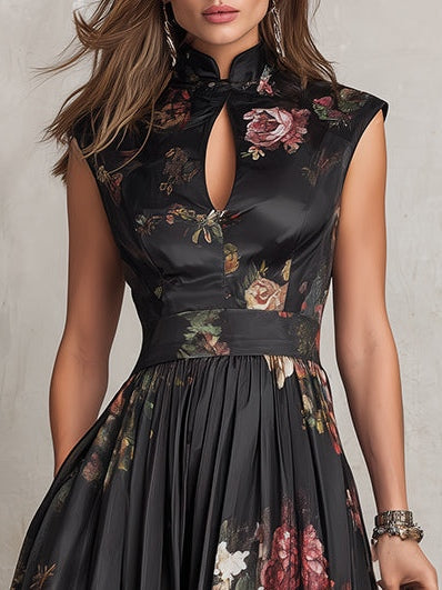 Martina | Abito Midi in Satin Plissettato con Collo a Fessura Nero
