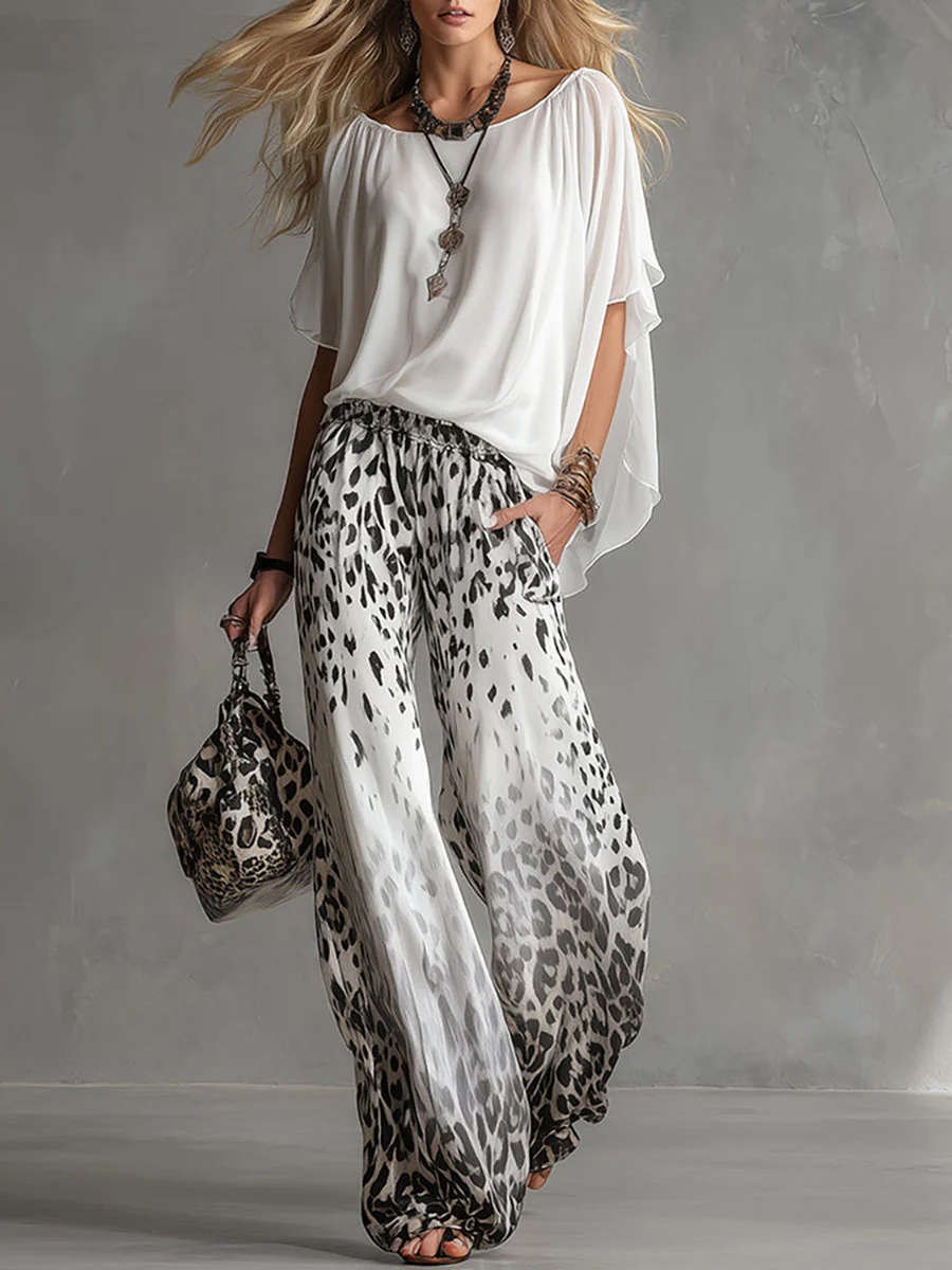 Alba | Set T-shirt Bianca e Pantaloni in Chiffon con Stampa Leopardata