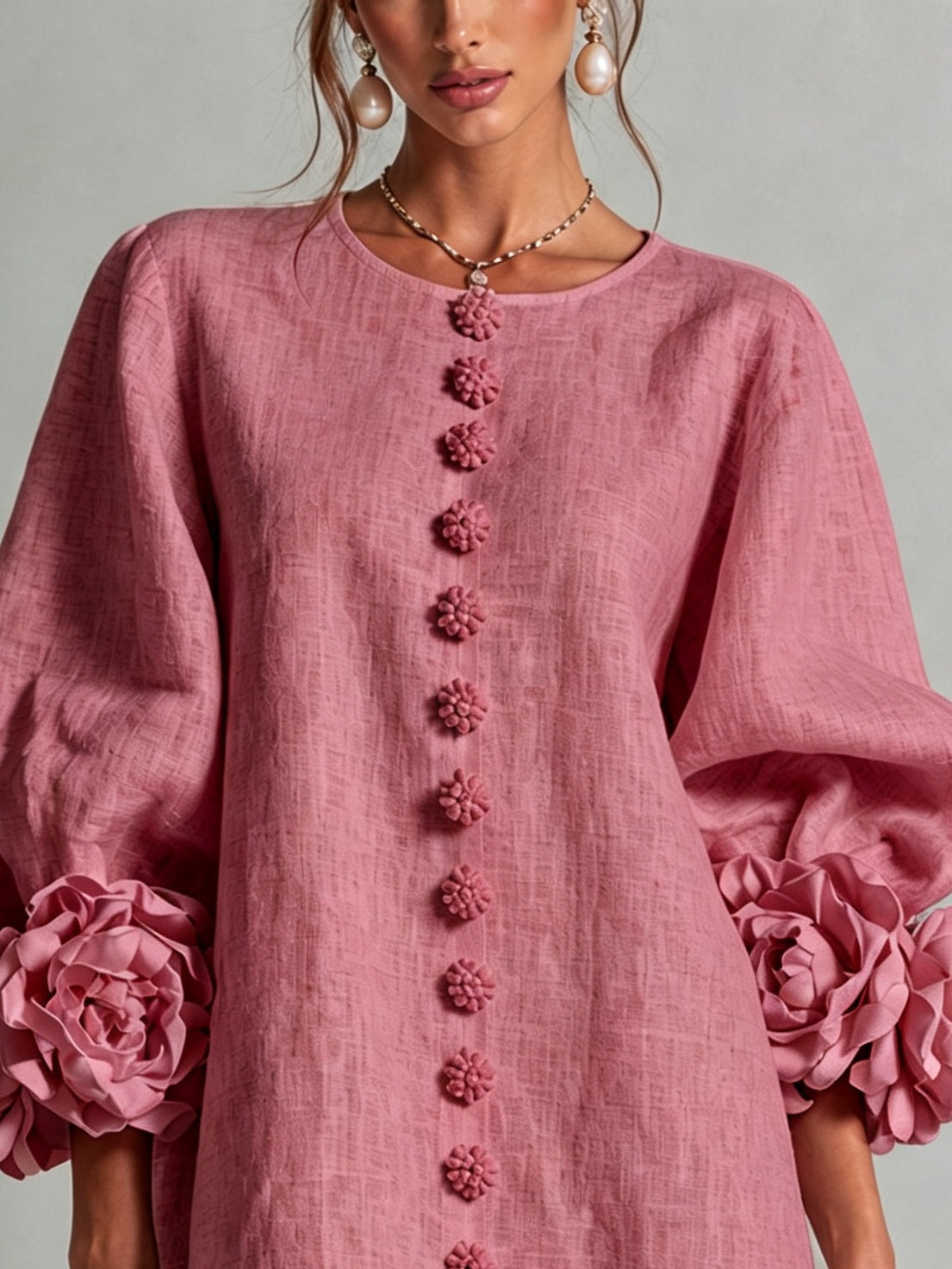 Abito Mini Button-down in Stile Vintage con Maniche Floreali Stravaganti