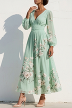 Camilla | Abito Maxi Plissé in Chiffon Verde Menta con Stampa Floreale