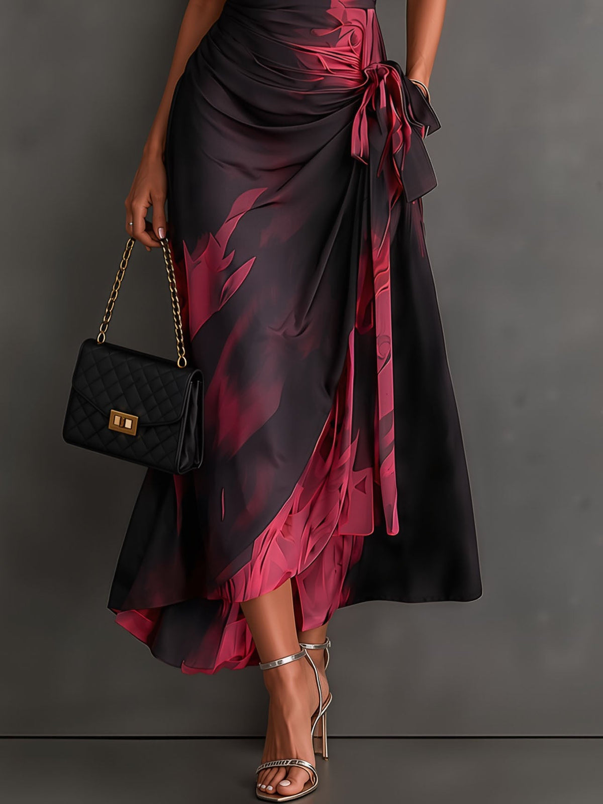 Abito Midi Avvolgente Astratto Rosso e Nero con Collo a Camicia, Scollo a V, Maniche Corte, Vita con Nastro e Orlo Asimmetrico Arricciato